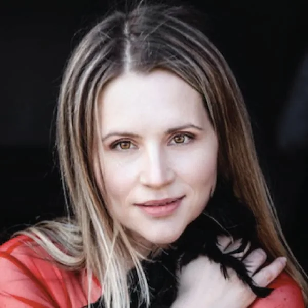 Ballová, Linda