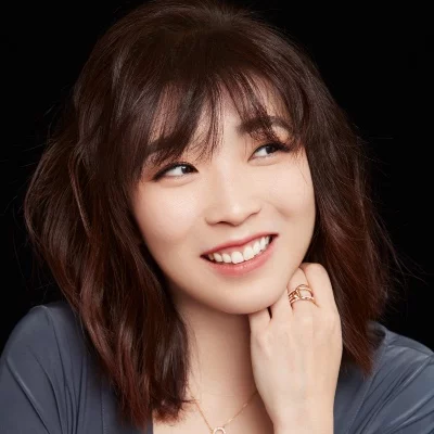 Huangci, Claire