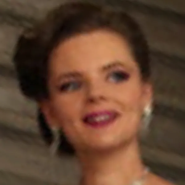 Jarová, Xénia
