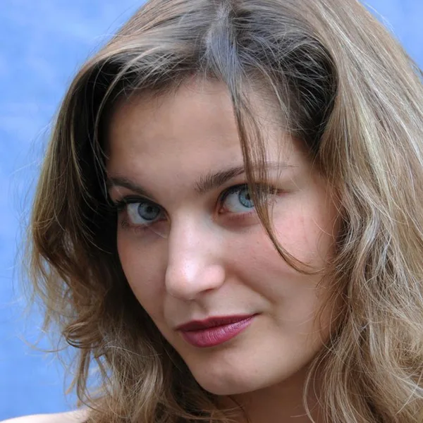 Válková, Tereza