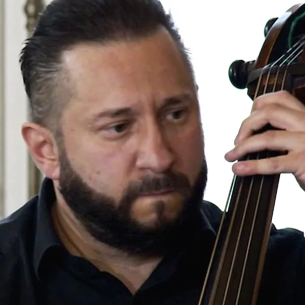 Vizváry, Róbert