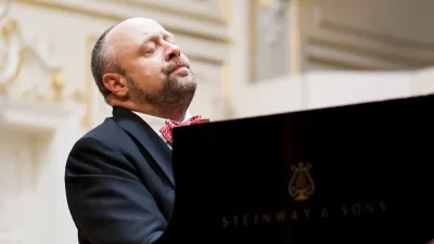 Alexander Gindin